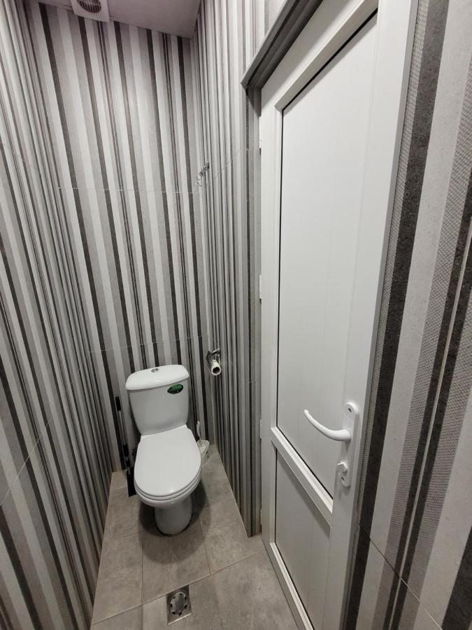 Мини Дом Целиком Около Мед Центра Астхик Otel Erivan Dış mekan fotoğraf